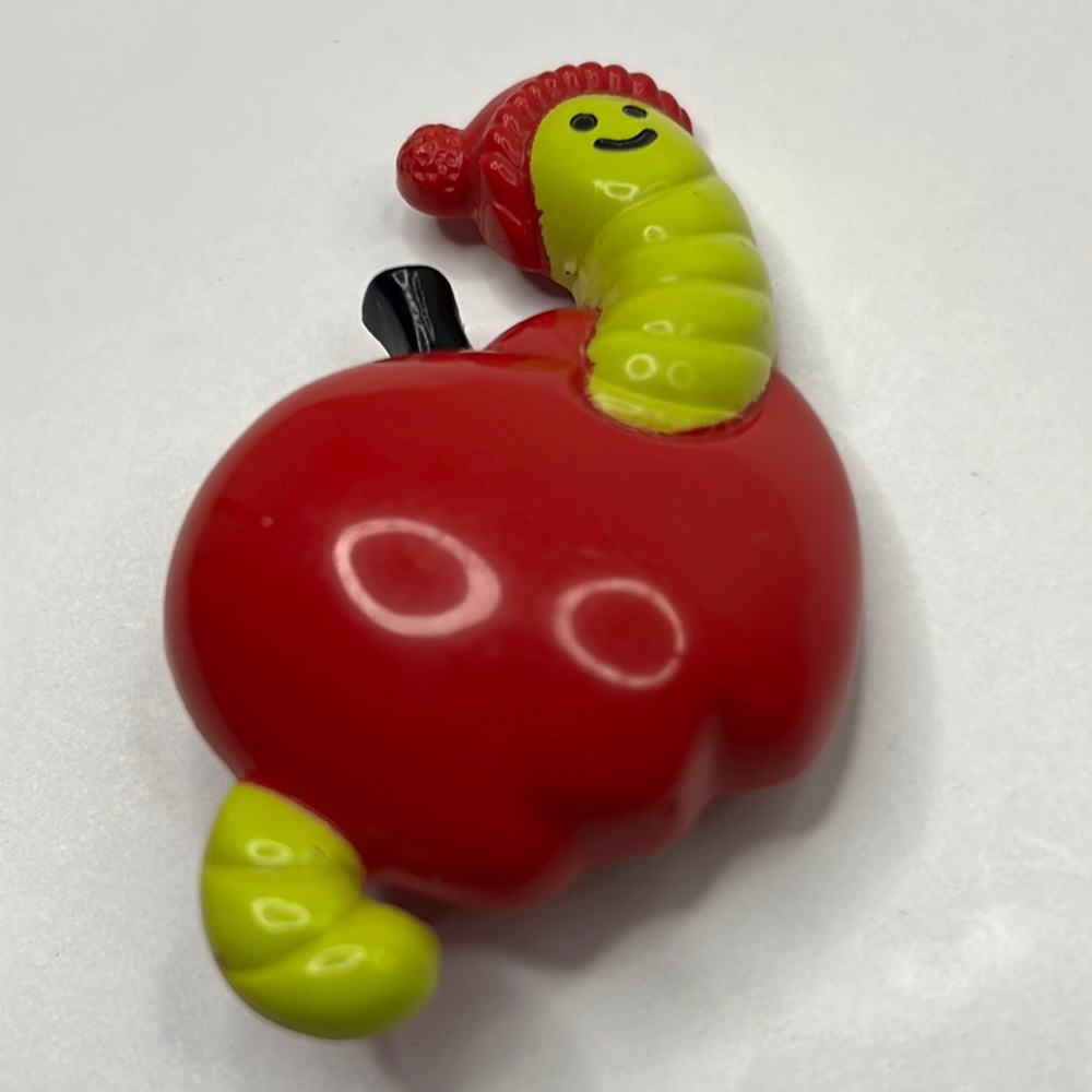 Vintage 1974 Avon Pin Pals Willy Worm Children's Fragrance Glace Brooch/Pin
